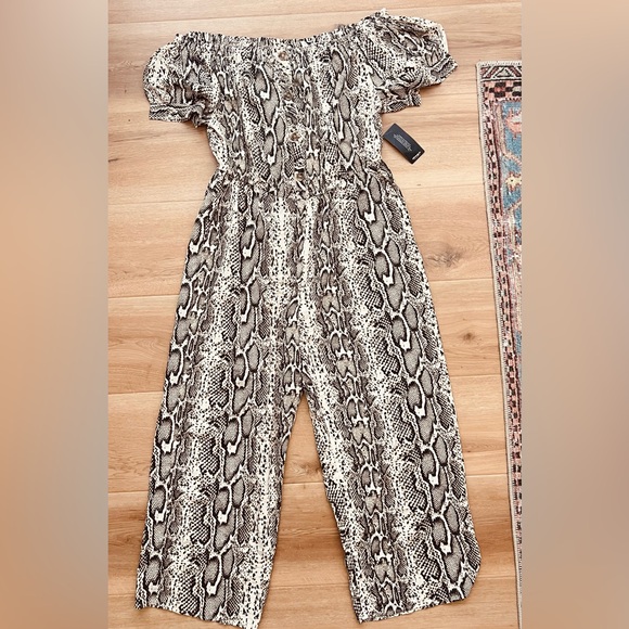 Plus Size Snake Python print jumpsuit - Picture 2 of 2
